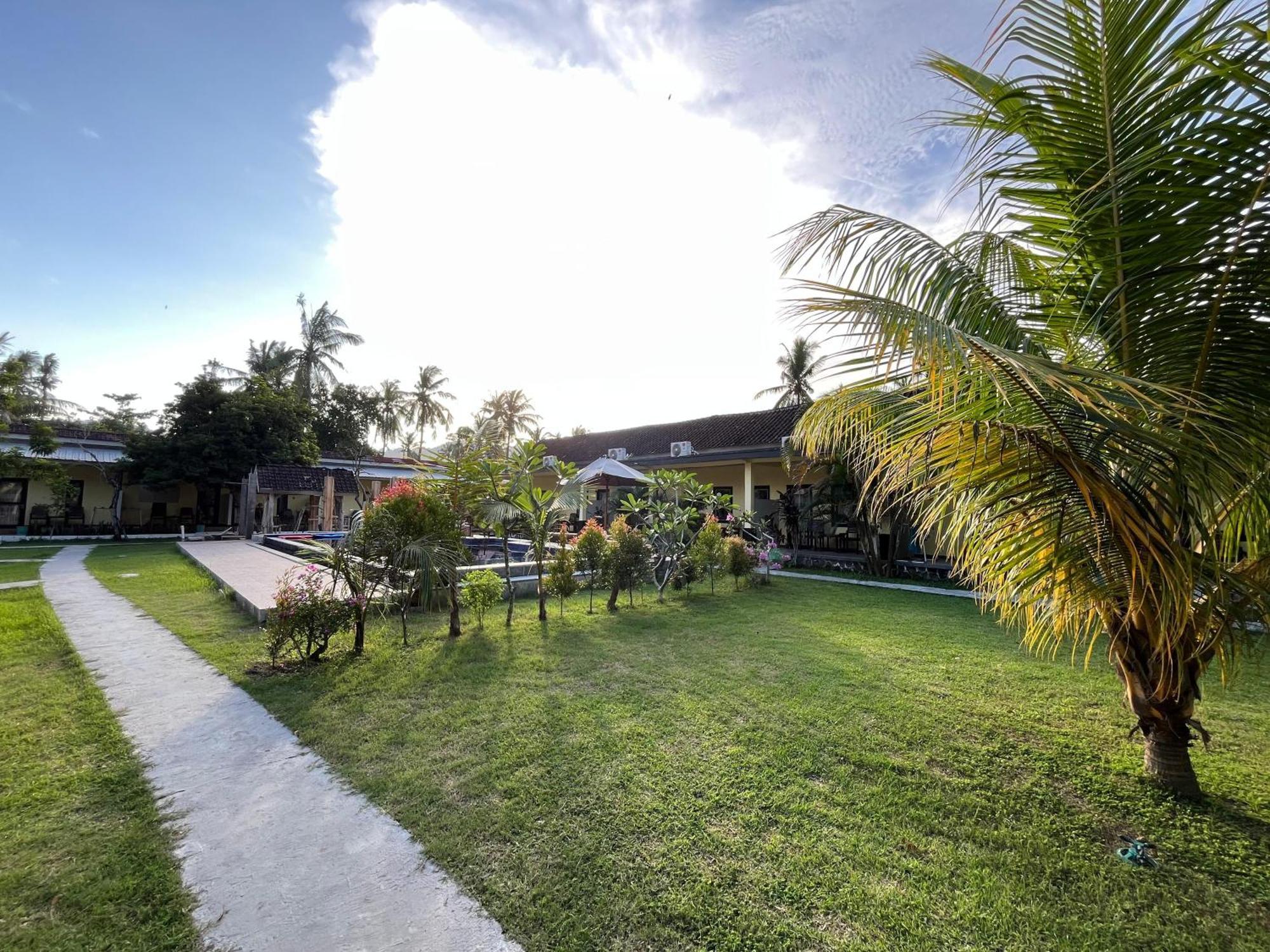 Kuta Lodge Homestay Екстериор снимка