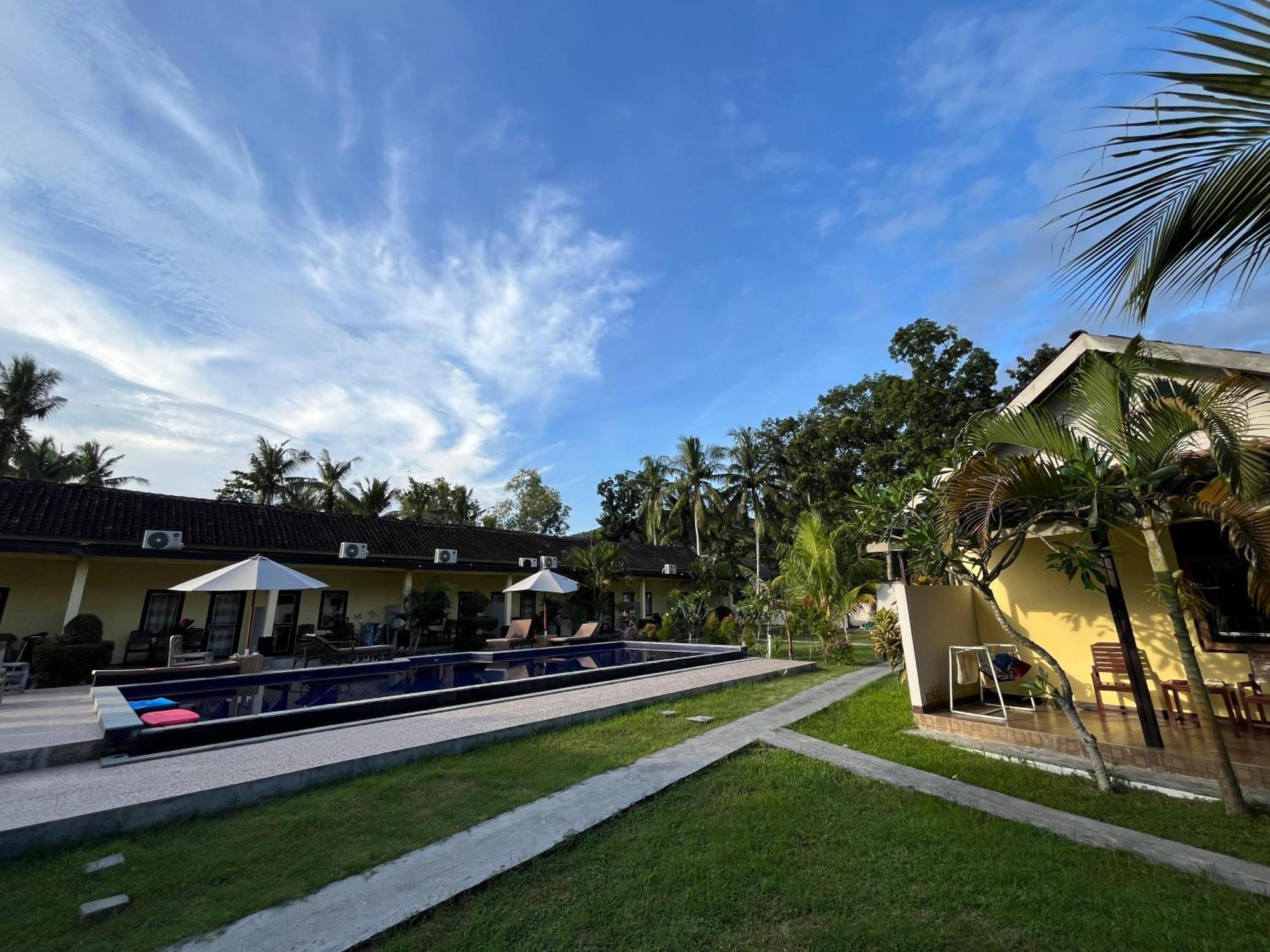 Kuta Lodge Homestay Екстериор снимка